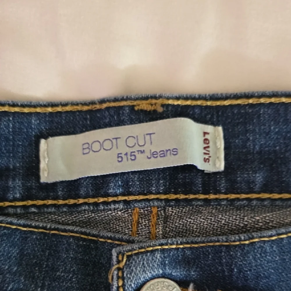 Levi's Classic Blue Boot Cut Women's Jeans Size 16L